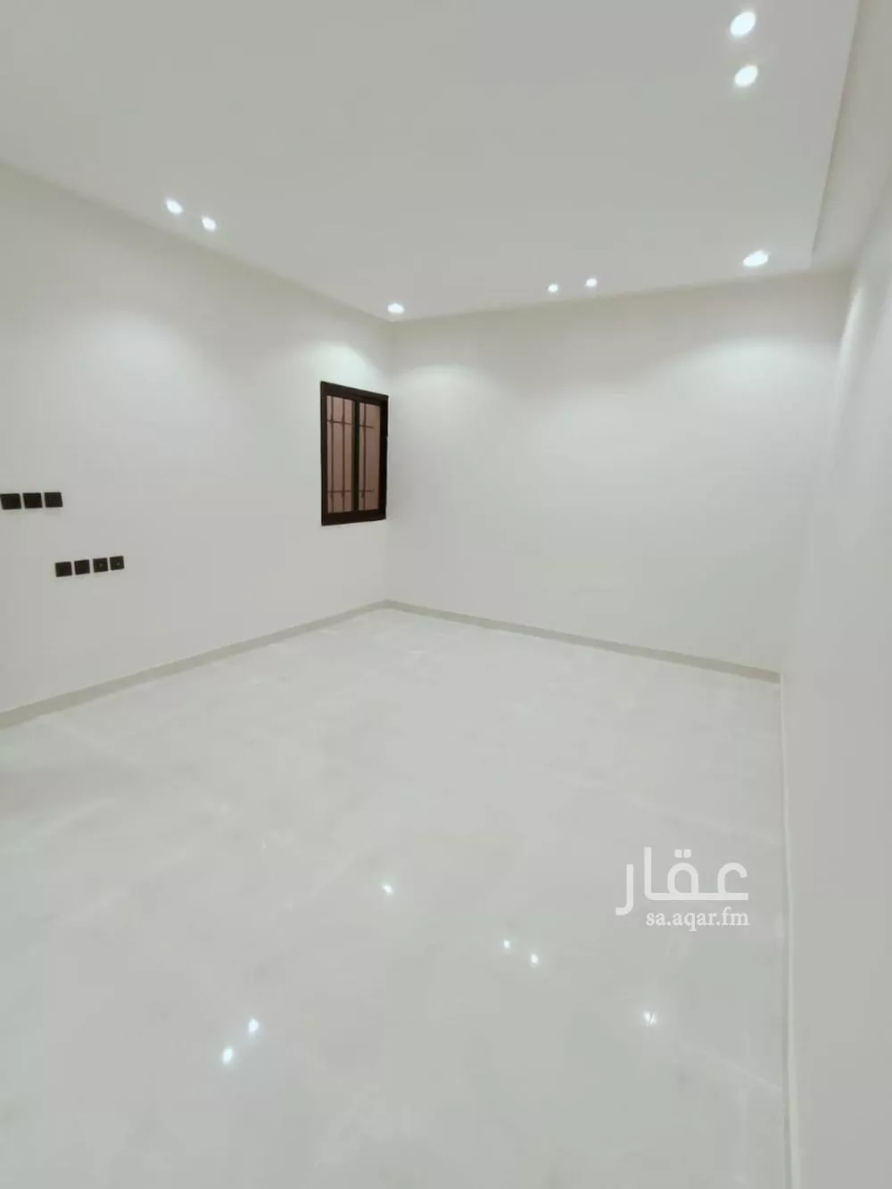 4 bedroom floor in Okaz 6