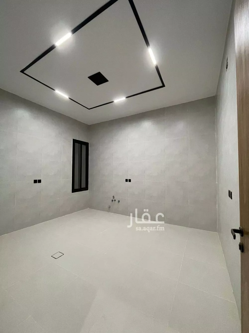 5 bedroom floor in Al Janadriyah 17