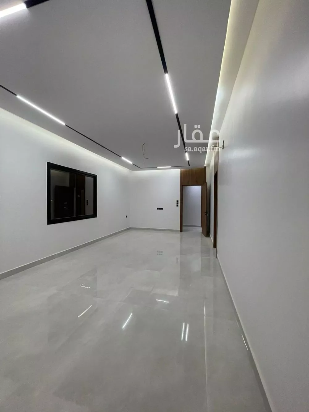 5 bedroom floor in Al Janadriyah 3