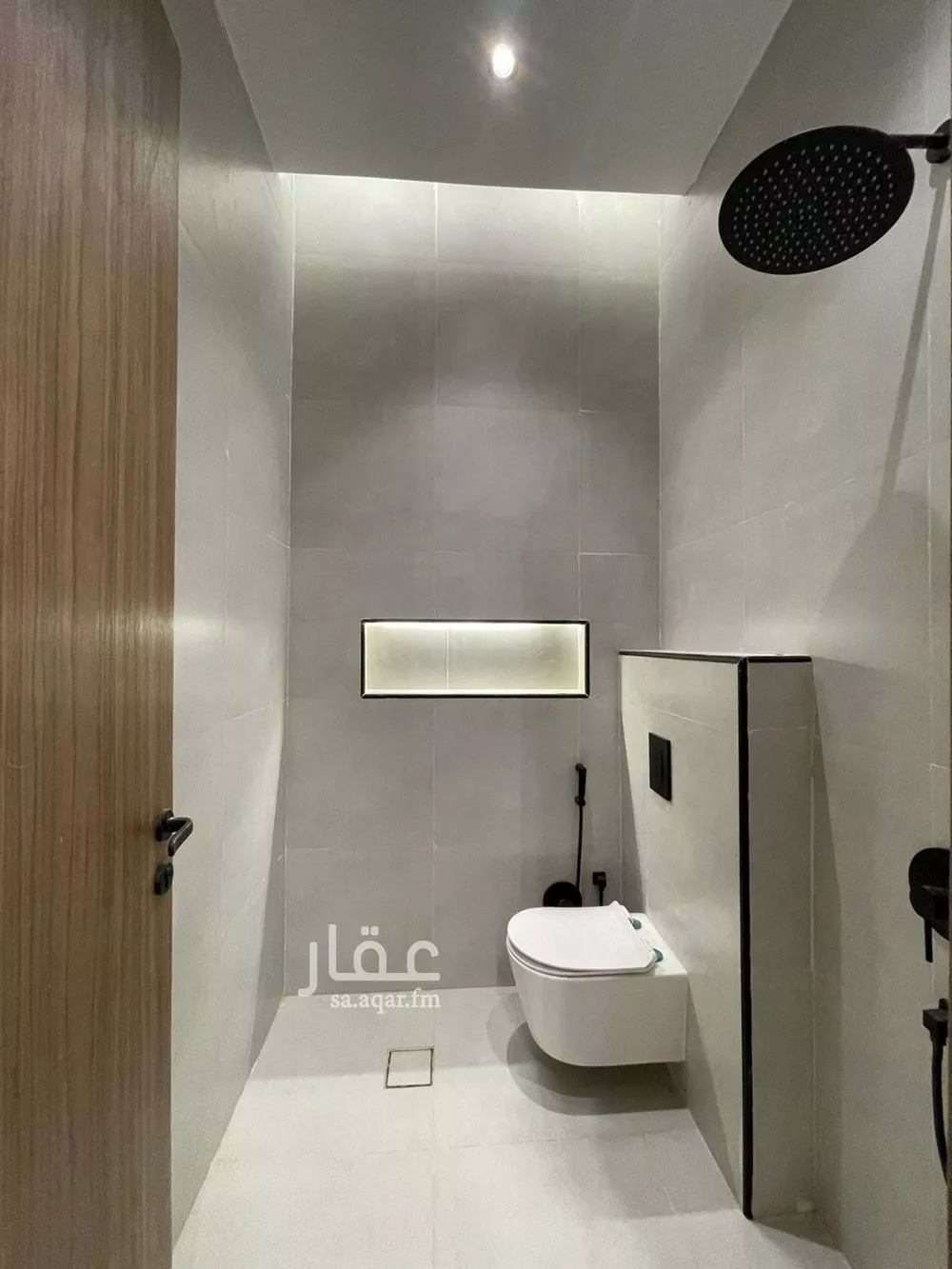 5 bedroom floor in Al Janadriyah 10