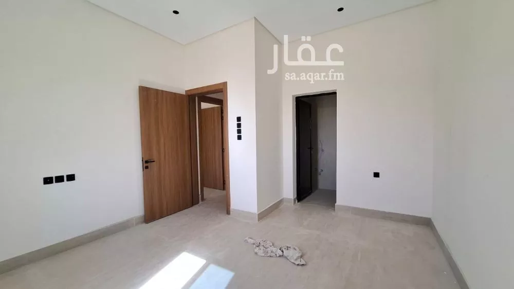 3 bedroom floor in Dahiat Namar 3