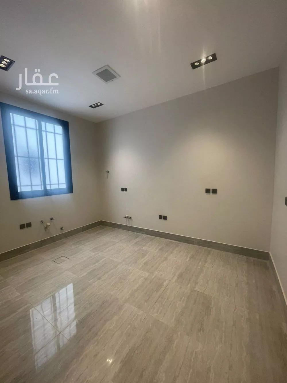 4 bedroom floor in Al Rimal 13