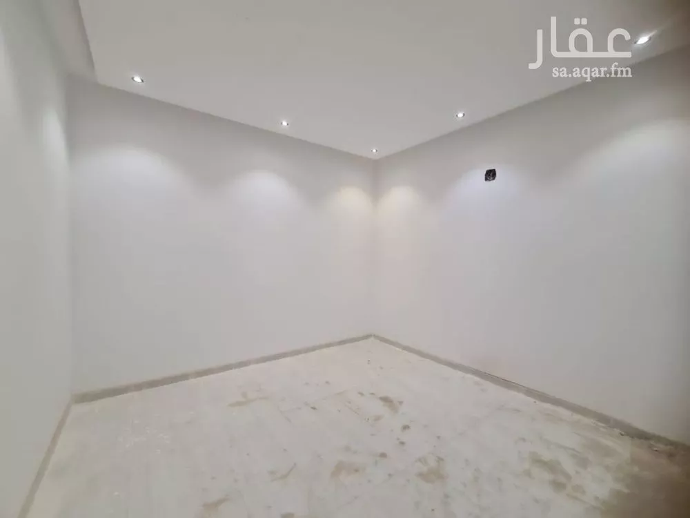 دور 3 غرف في عكاظ 9