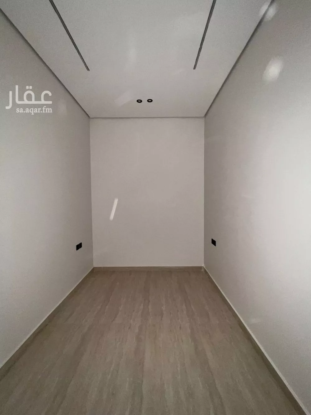 4 bedroom floor in Dahiat Namar 2