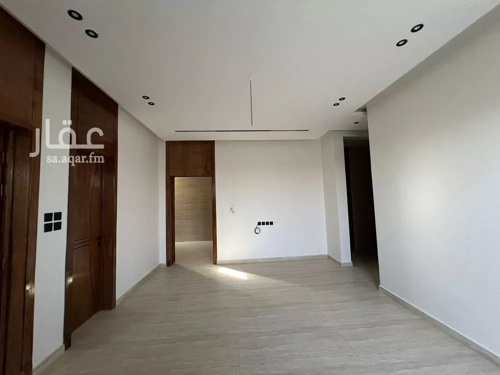 4 bedroom floor in Dahiat Namar 7