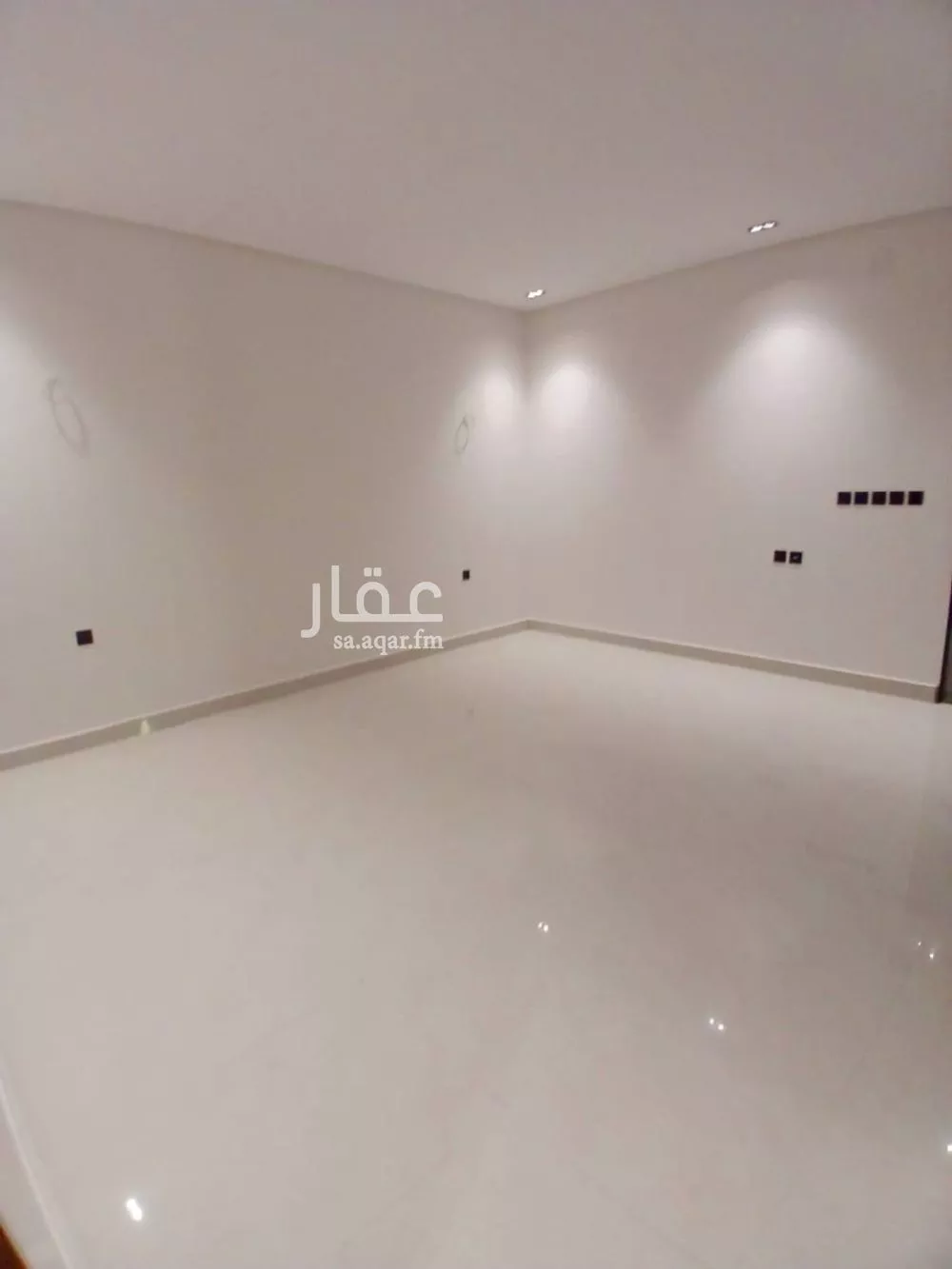 3 bedroom floor in Tuwaiq 2