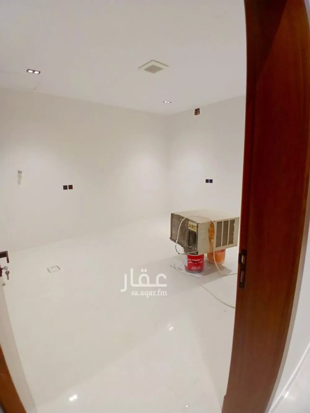 3 bedroom floor in Tuwaiq 12