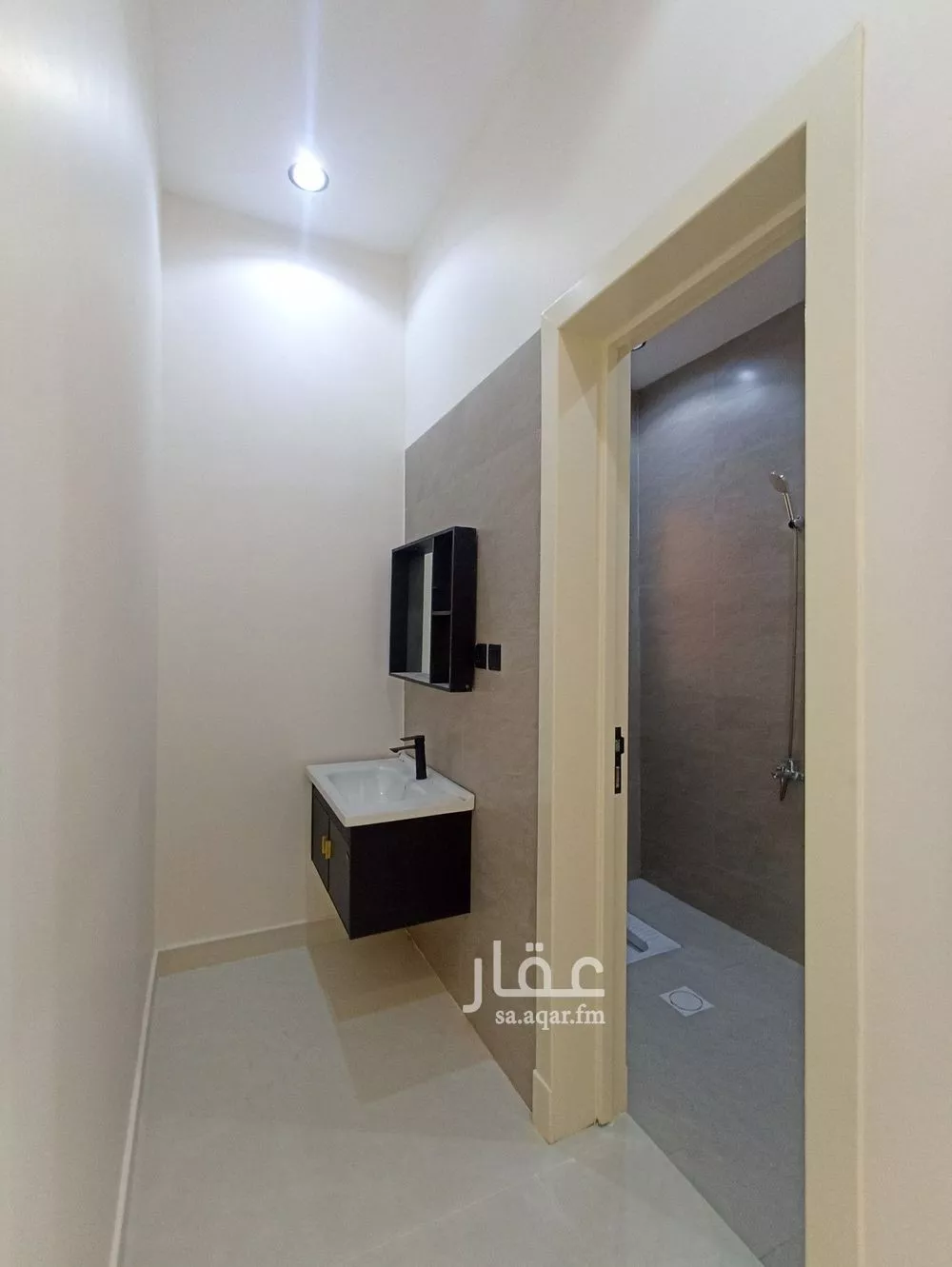 3 bedroom floor in Okaz 11