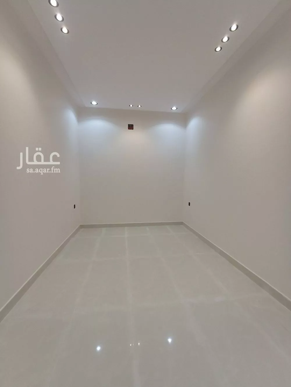 3 bedroom floor in Okaz 4