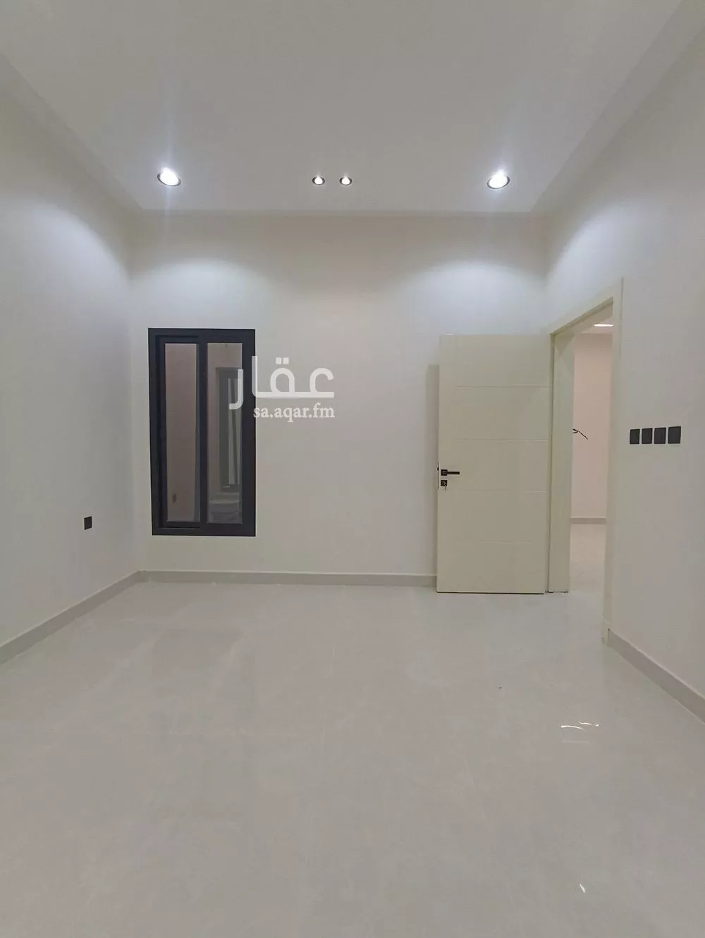 3 bedroom floor in Okaz 5