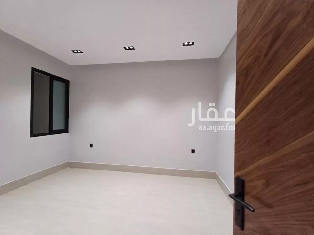3 bedroom floor in Tuwaiq 11