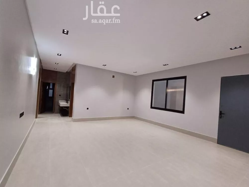 3 bedroom floor in Tuwaiq 12