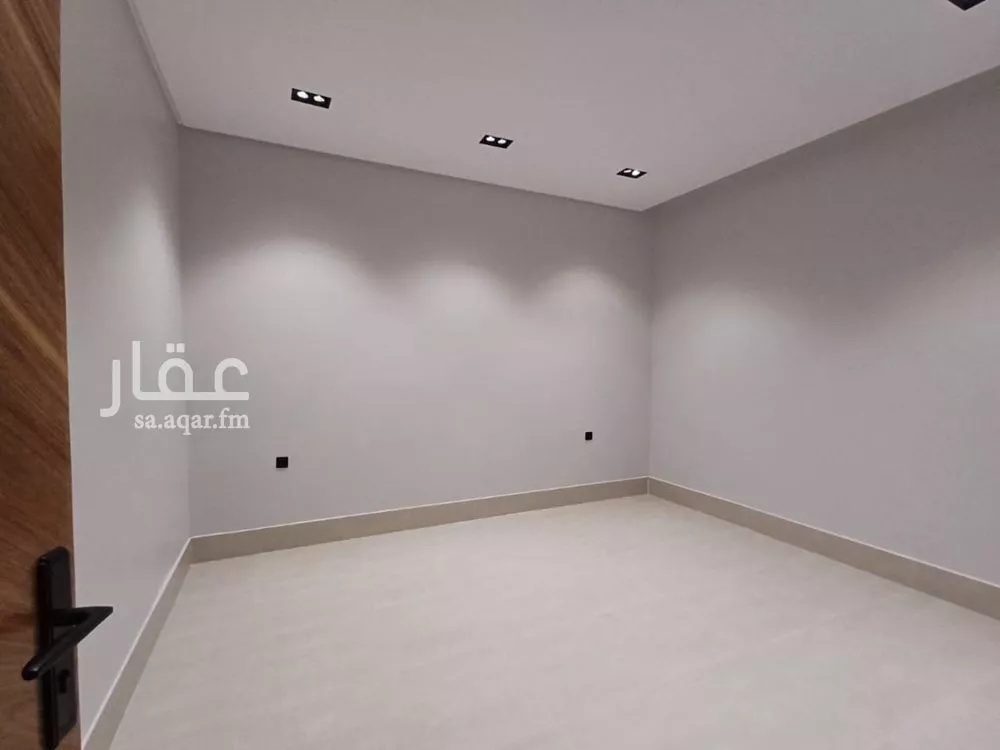 3 bedroom floor in Tuwaiq 6