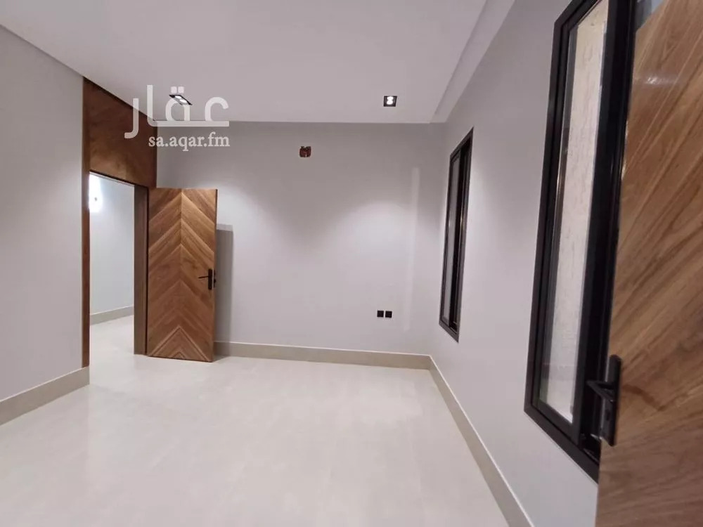 3 bedroom floor in Tuwaiq 9