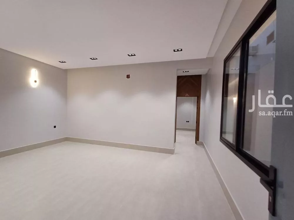 3 bedroom floor in Tuwaiq 10