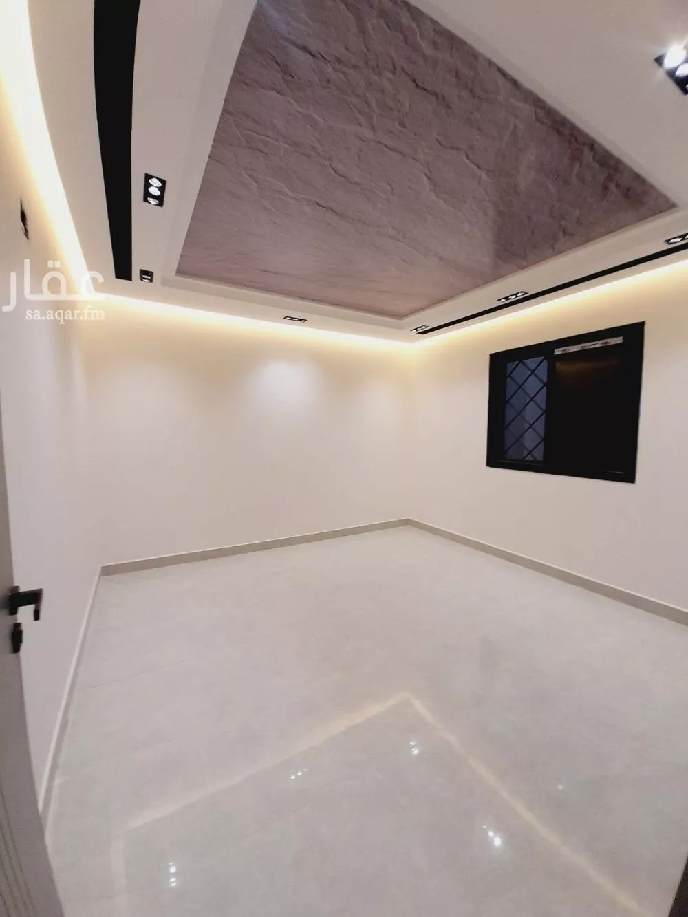 3 bedroom floor in Badr 8