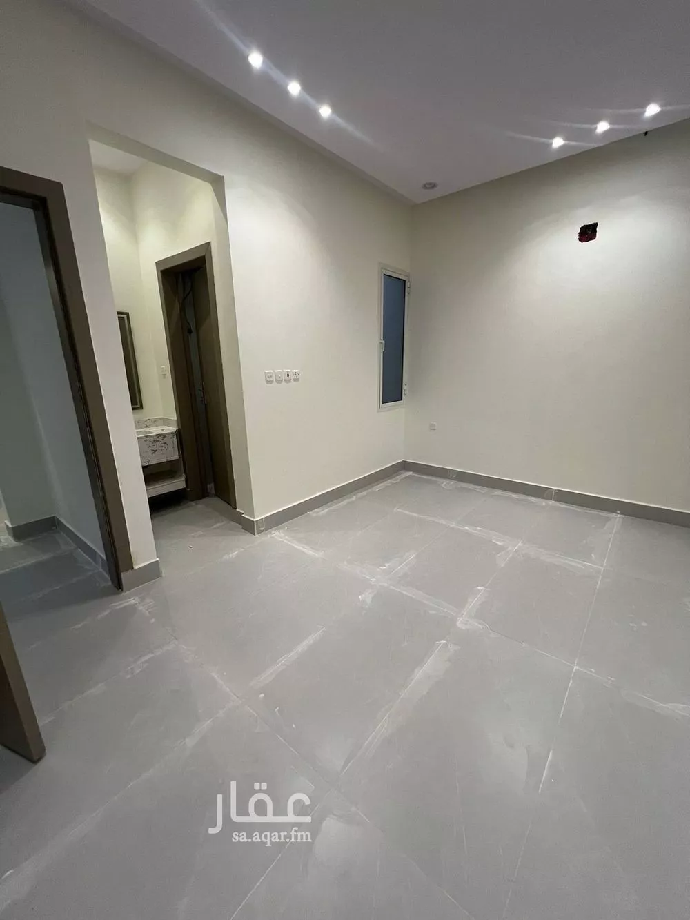 دور 6 غرف في الرمال 5