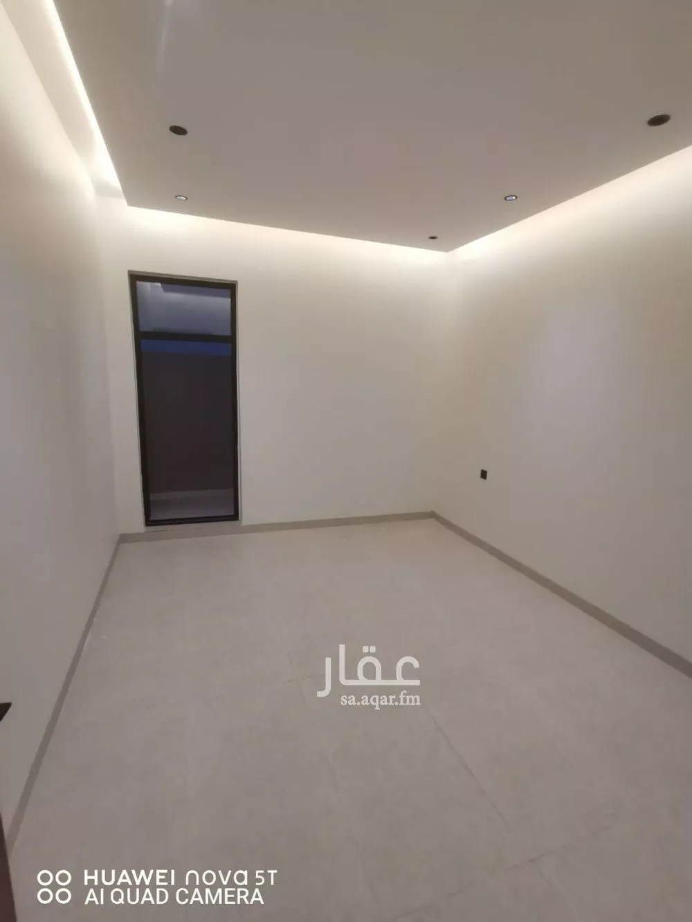 4 bedroom floor in Al Janadriyah 17