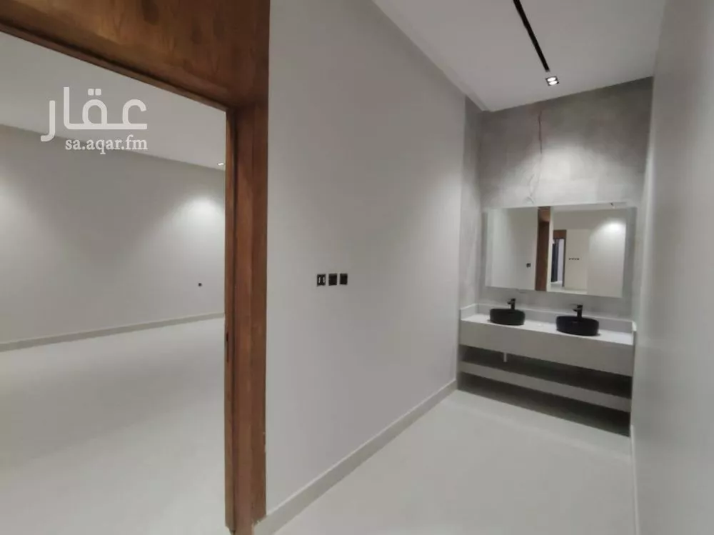 3 bedroom floor in Tuwaiq 5