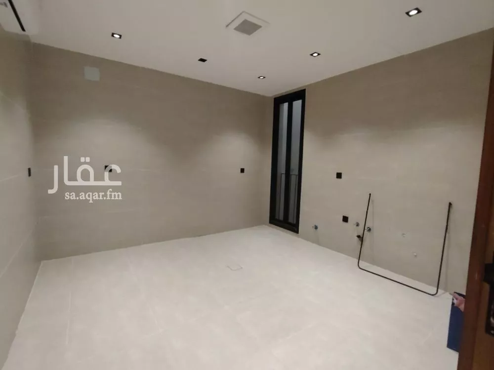 7 bedroom floor in Okaz 17
