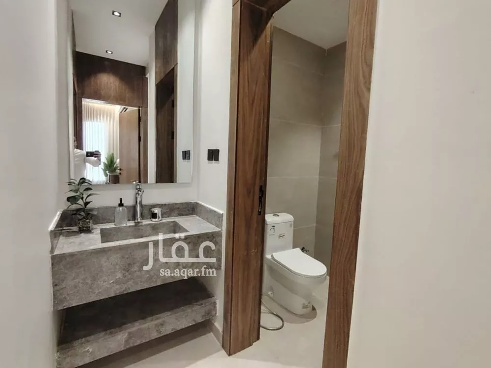 7 bedroom floor in Okaz 22