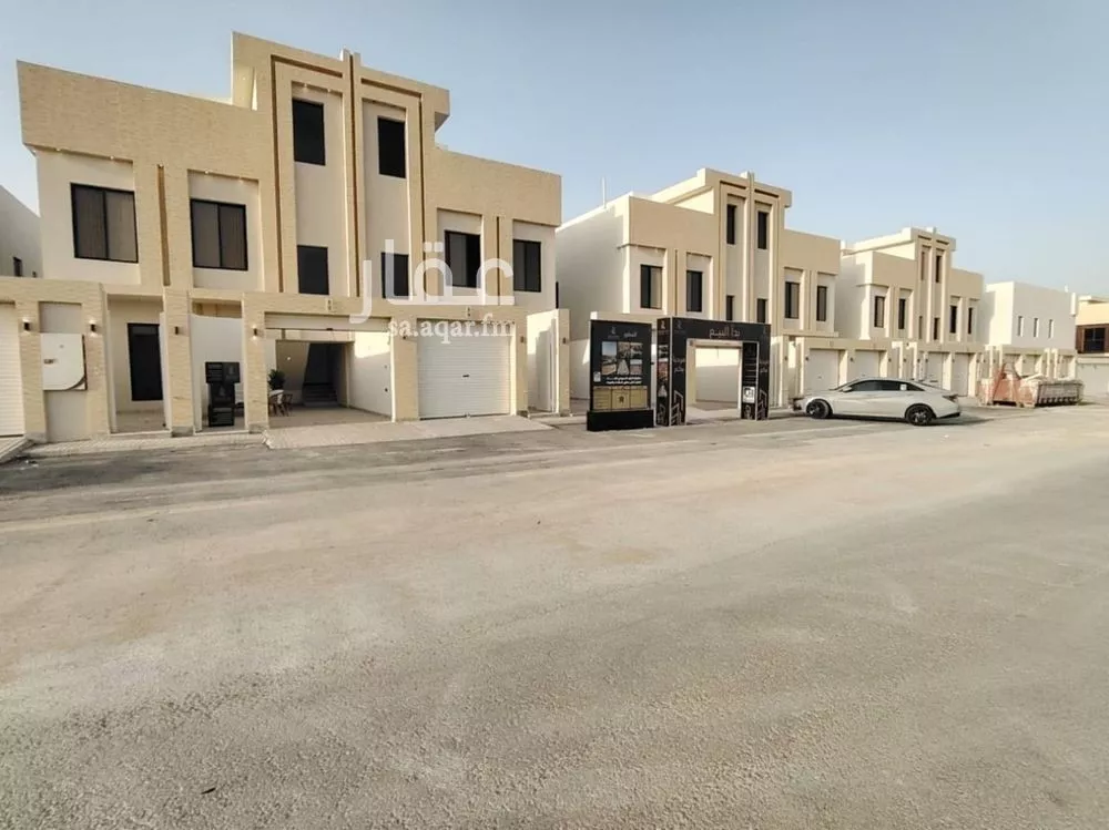 7 bedroom floor in Okaz 5