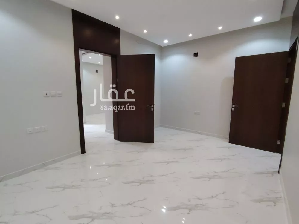 3 bedroom floor in Al Hazm 5