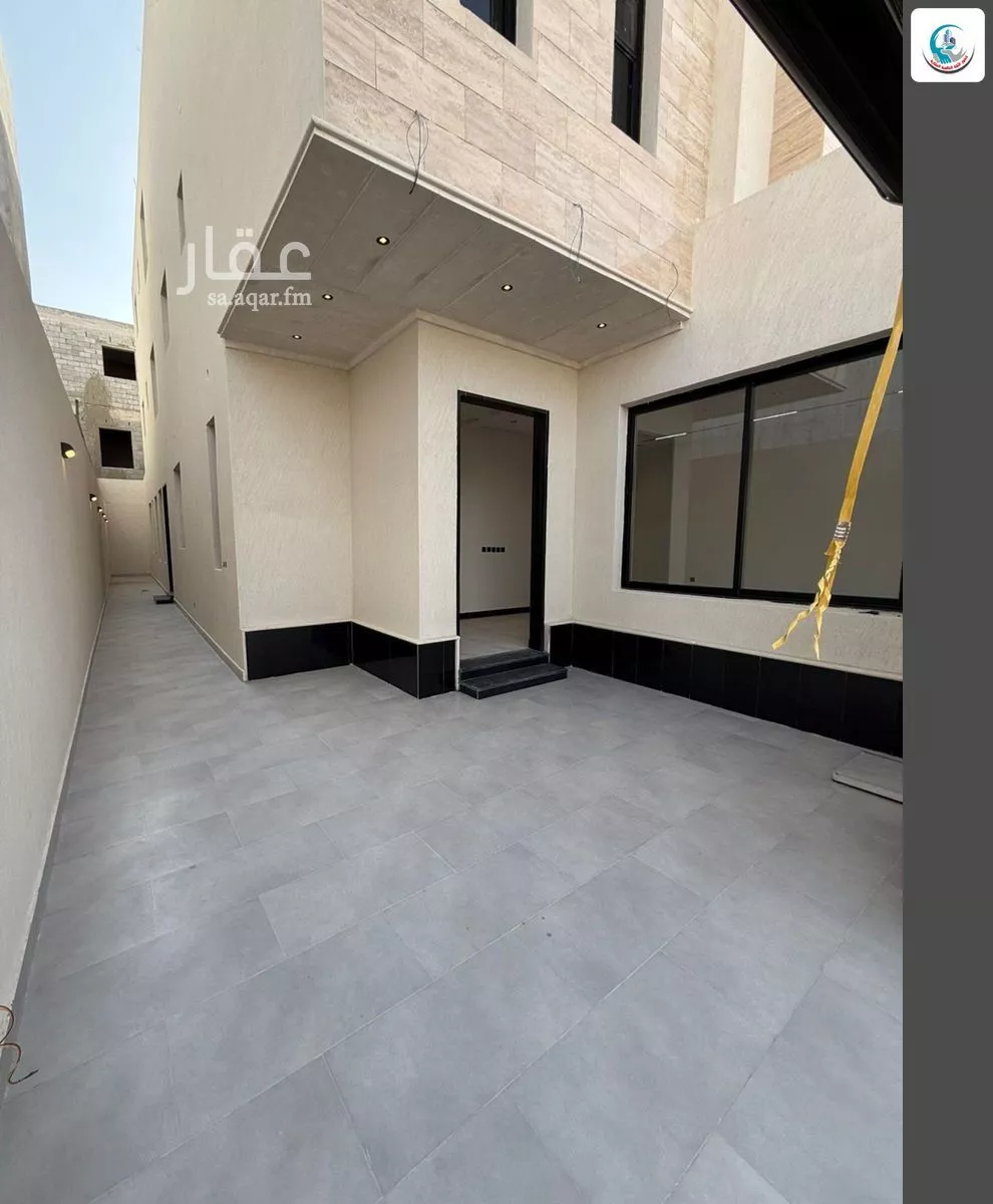 5 bedroom floor in Al Janadriyah 5