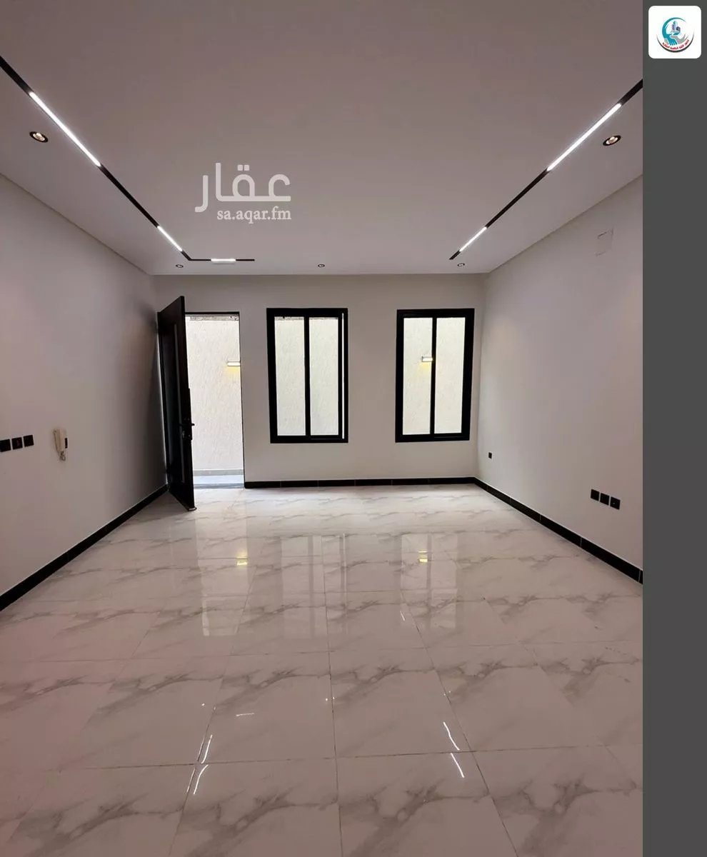 5 bedroom floor in Al Janadriyah 7