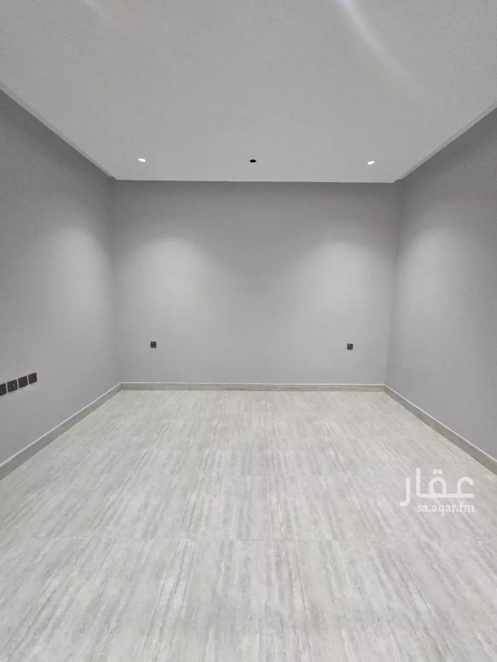 4 bedroom floor in Ash Sharq 5