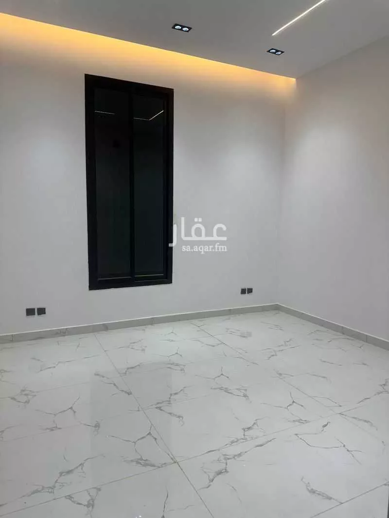 4 bedroom floor in Al Janadriyah 3