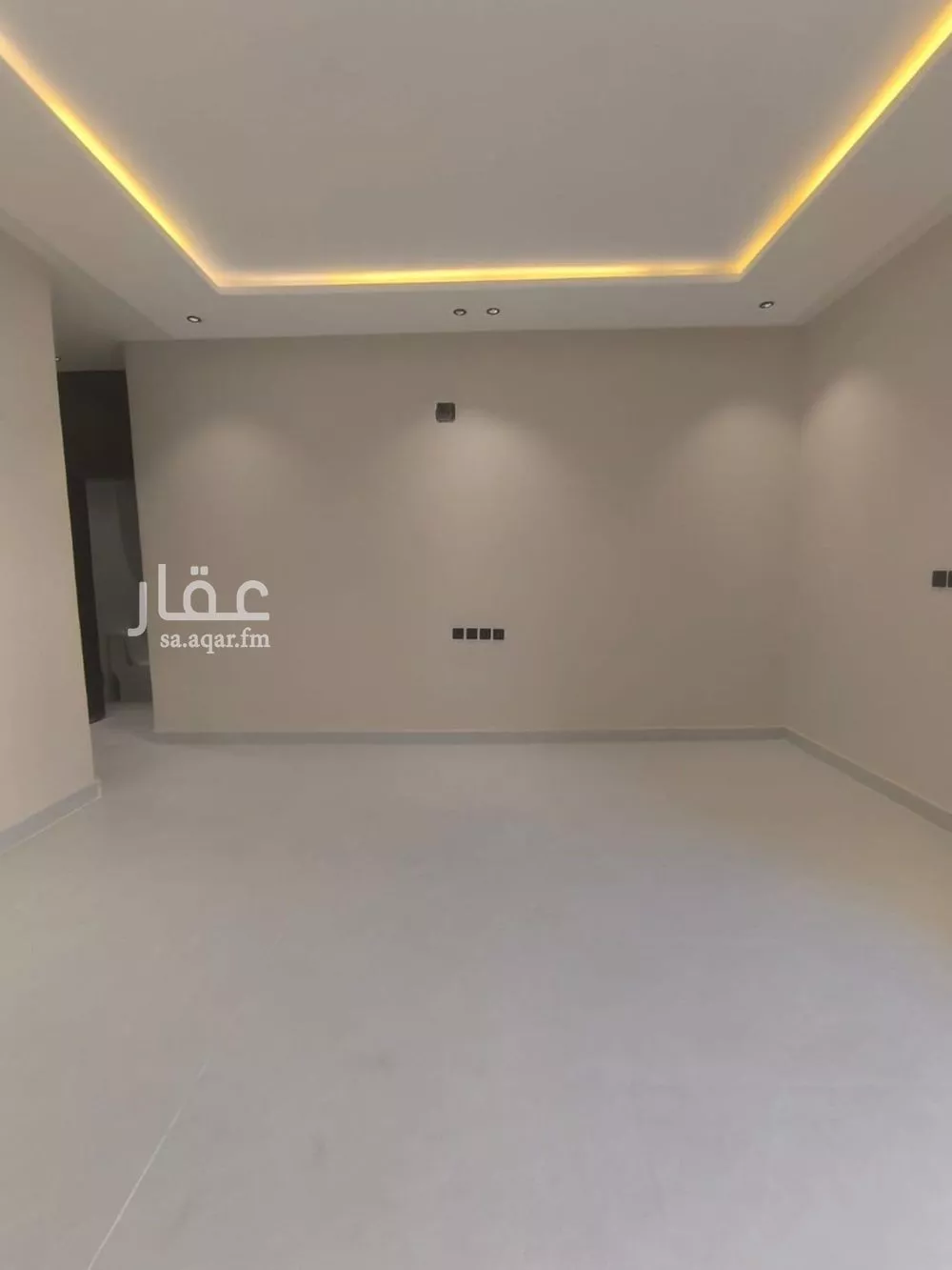 5 bedroom floor in Al Janadriyah 4