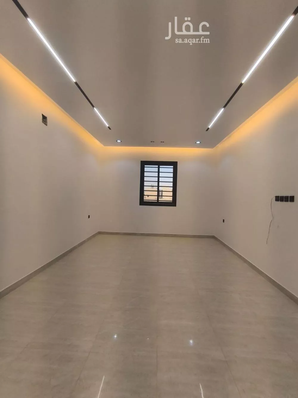 5 bedroom floor in Al Janadriyah 11