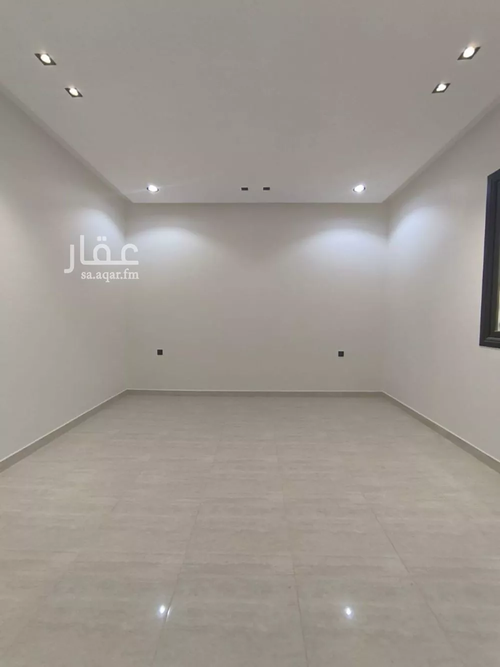 5 bedroom floor in Al Janadriyah 6