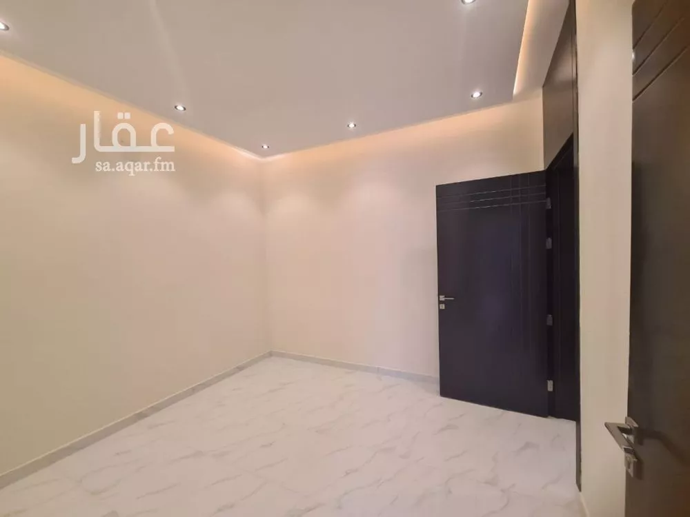 4 bedroom floor in Badr 11