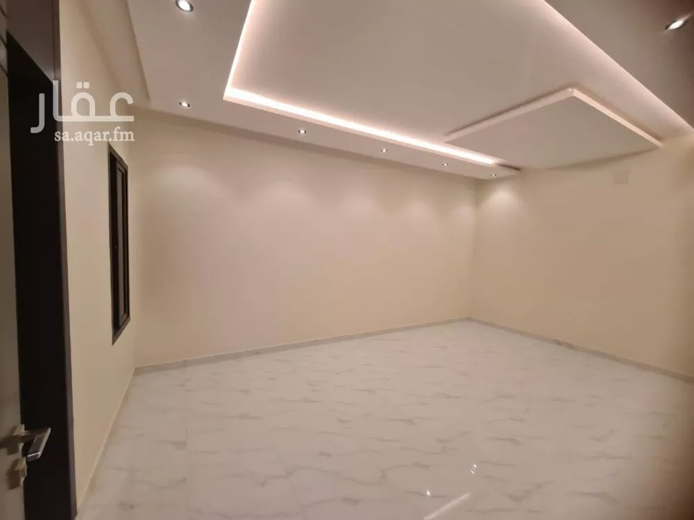 4 bedroom floor in Badr 12