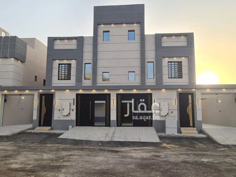 4 bedroom floor in Badr 4