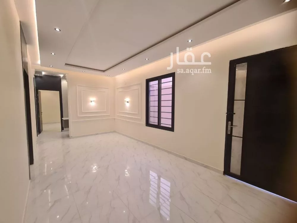 4 bedroom floor in Badr 7