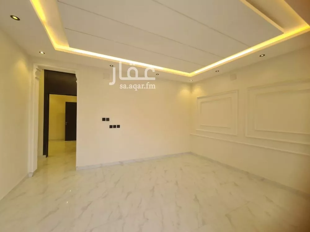 4 bedroom floor in Badr 10