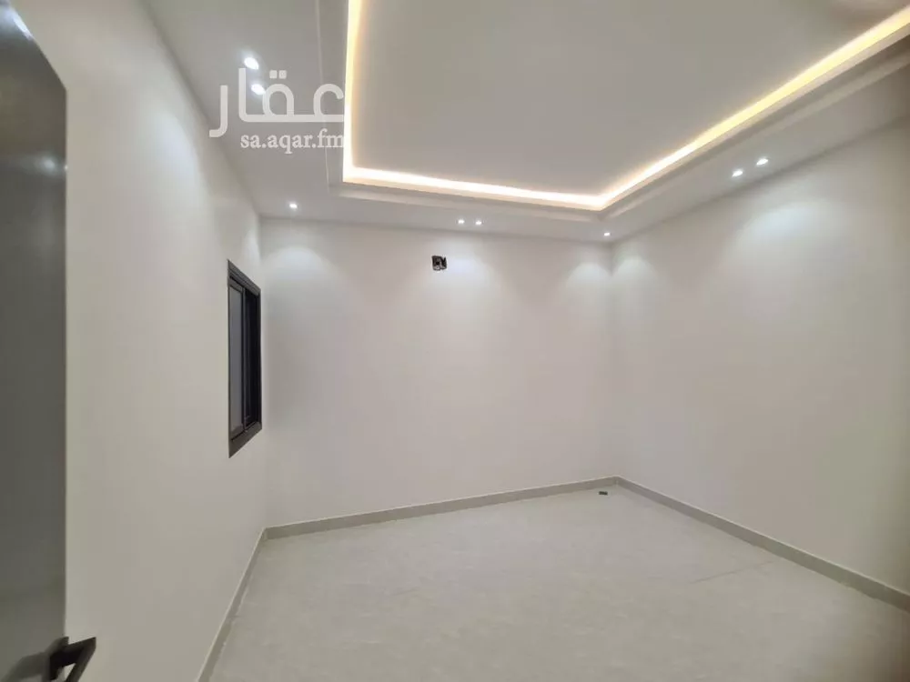 دور 4 غرف في طيبة 11