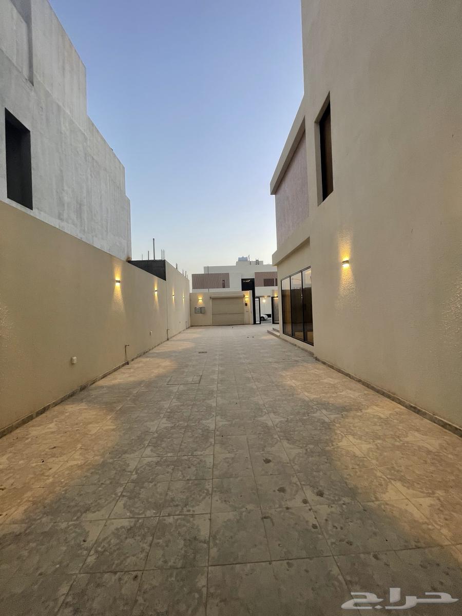 3 bedroom villa in Al Janadriyah, Riyadh 6