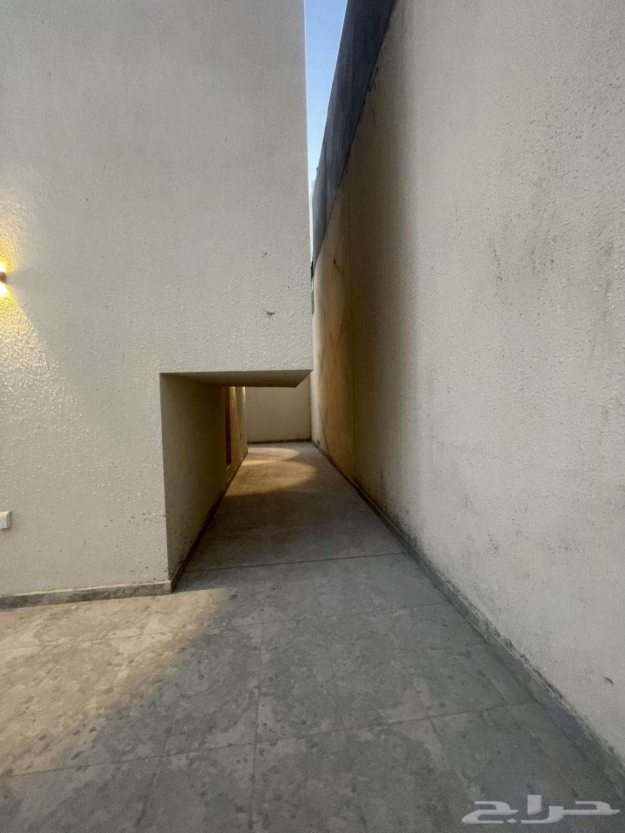 3 bedroom villa in Al Janadriyah, Riyadh 8