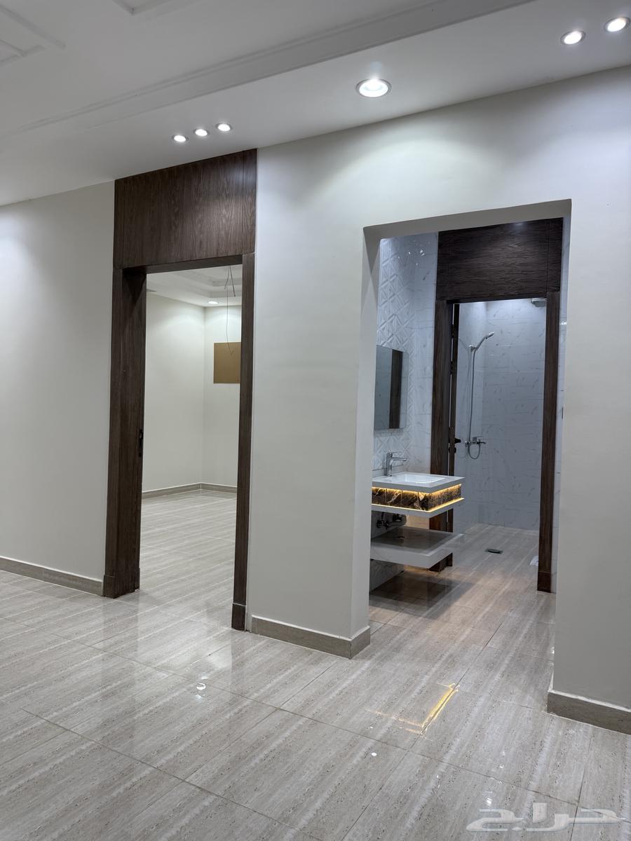 6 bedroom villa in At Taawon, Jeddah 7