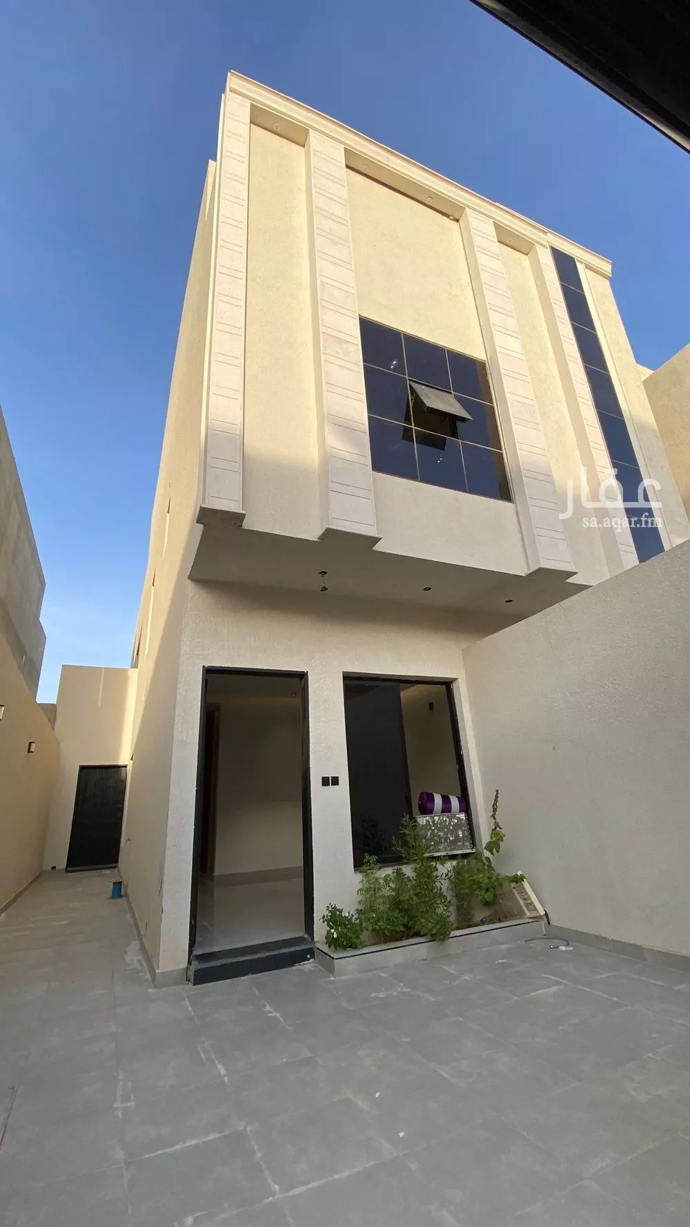 4 bedroom floor in Tuwaiq 2