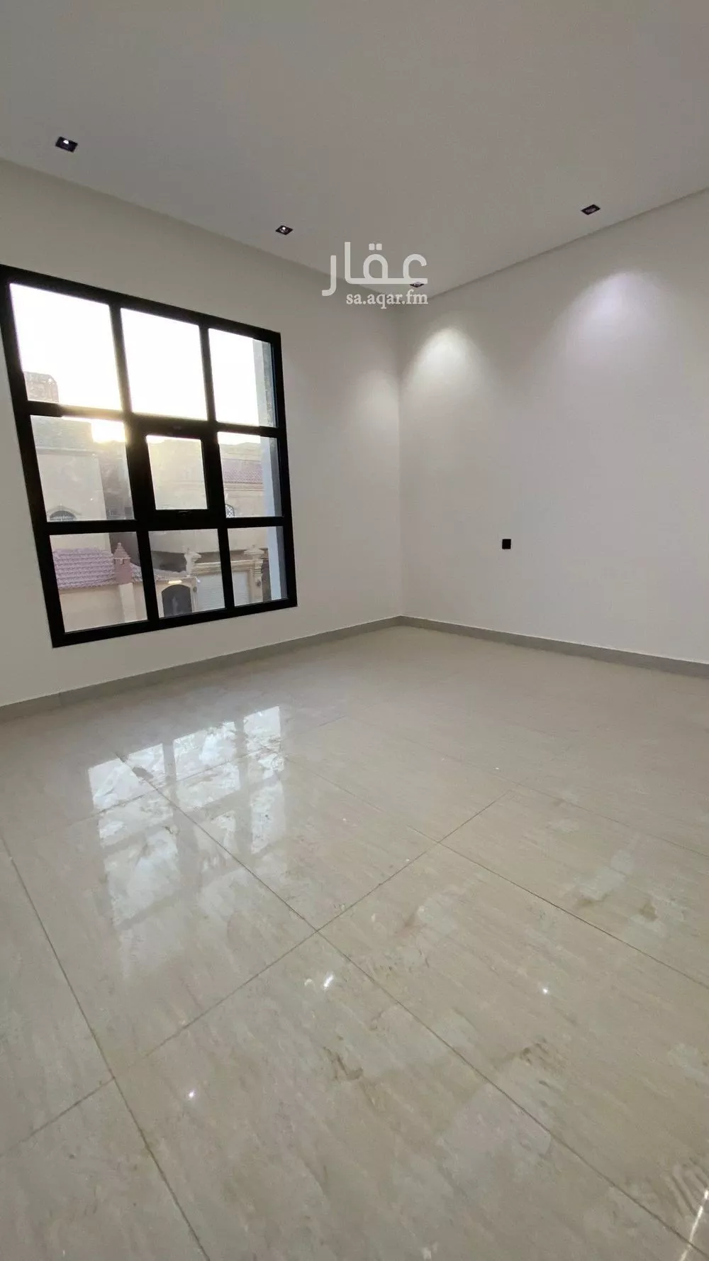 4 bedroom floor in Tuwaiq 13