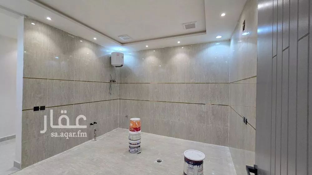 5 bedroom floor in Badr 9