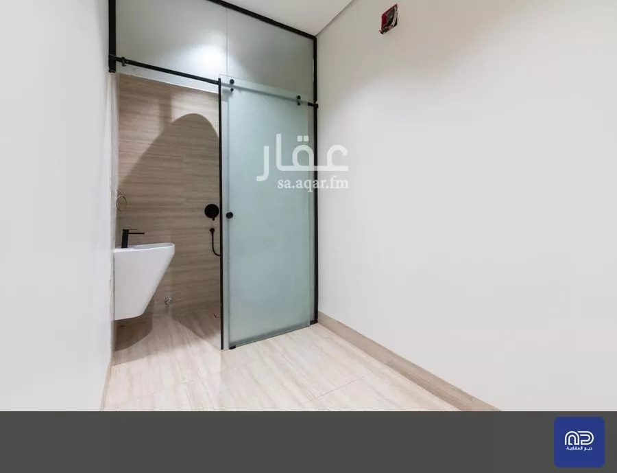 3 bedroom floor in Al Rimal 13