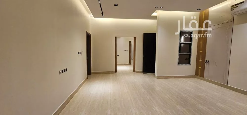 4 bedroom floor in Al Janadriyah 18