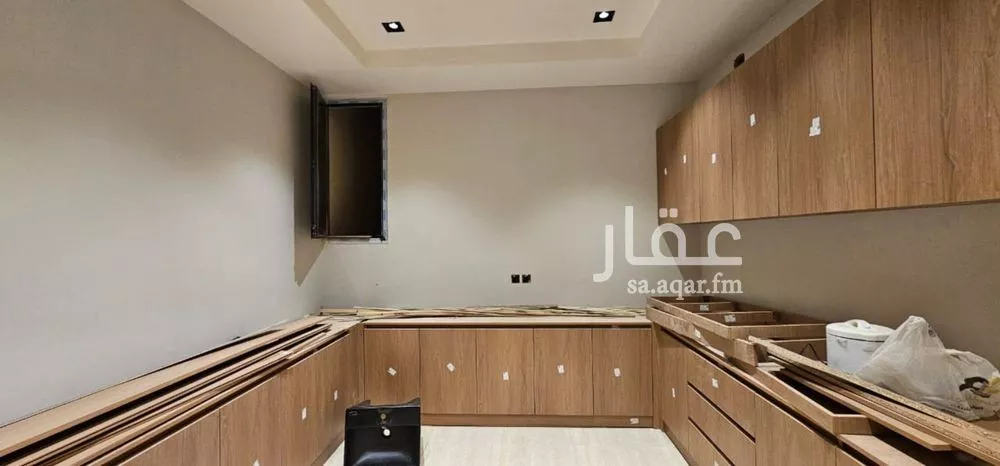 4 bedroom floor in Al Janadriyah 19