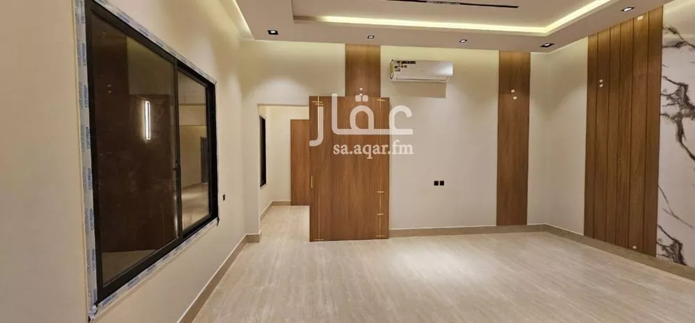 4 bedroom floor in Al Janadriyah 21
